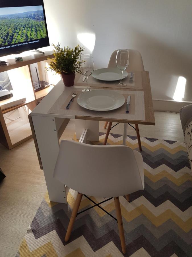 CORAIL STUDIO - 2MIN PLAGE CENTRE VILLE WIFI - IDEAL FAMILLE - CoHôteConciergerie la Grande Motte La Grande-Motte Exterior foto